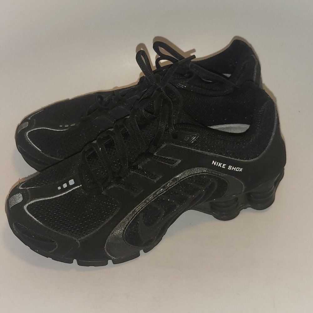 nike navina shox